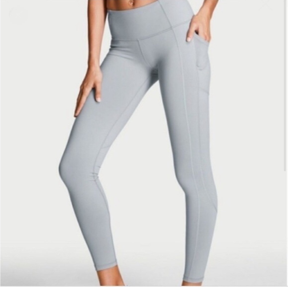 VICTORIA SECRET Lavender High Rise Knockout Leggings